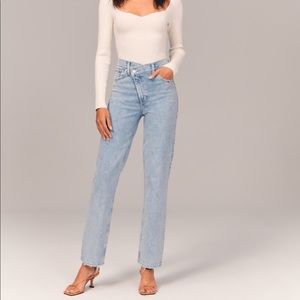 Abercrombie 90s ultra high rise straight leg jeans in light wash